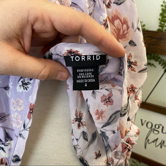 Torrid| 4 |Sophie Lavender Pink Floral Challis Swing Cami - Picture 4 of 8